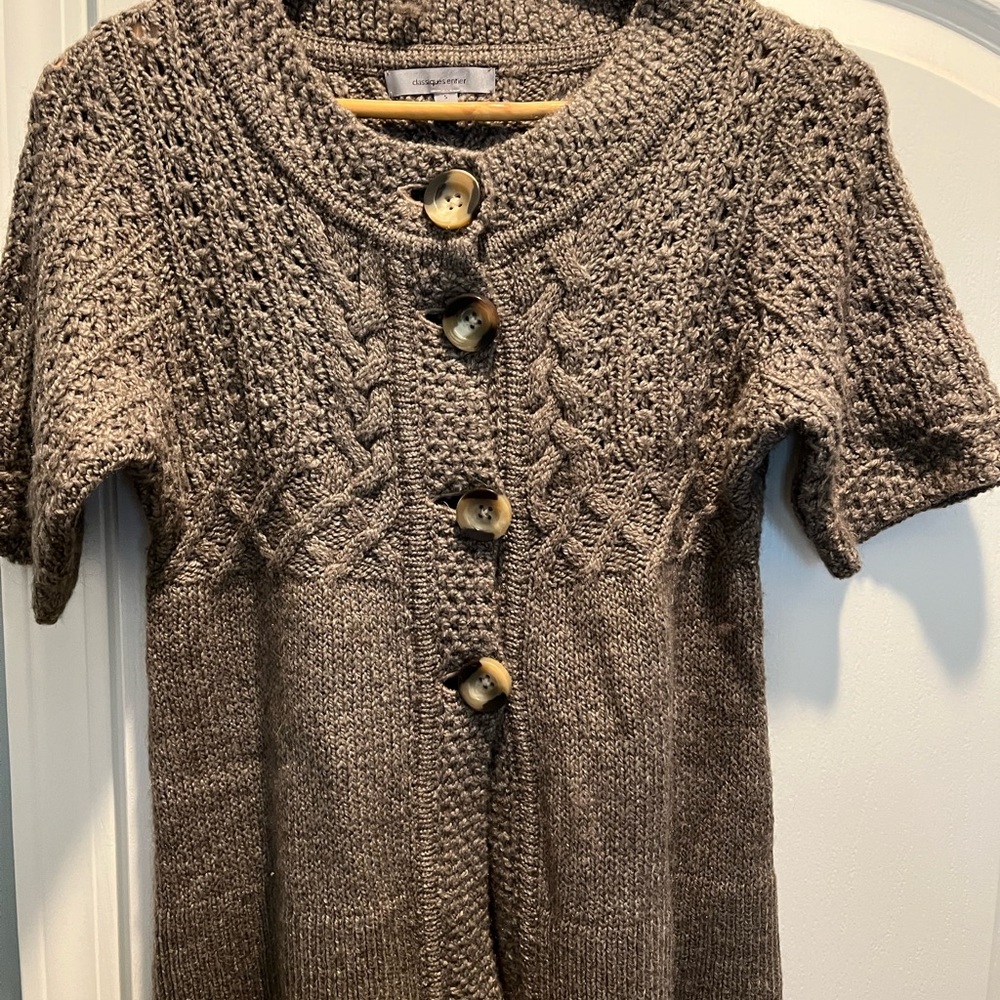 Classiques Entier Textured Knit Short-sleeved Cardigan in Tan